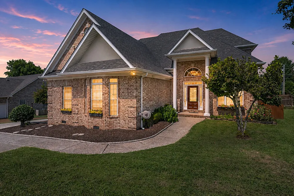 260 Page Dr Mount Juliet, TN 37122