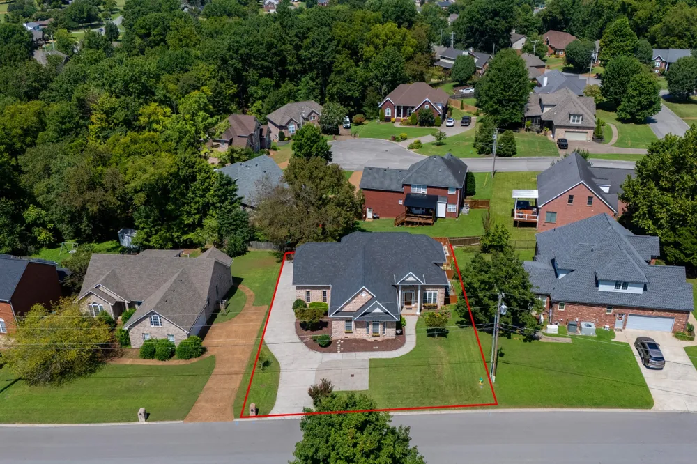 260 Page Dr Mount Juliet, TN 37122