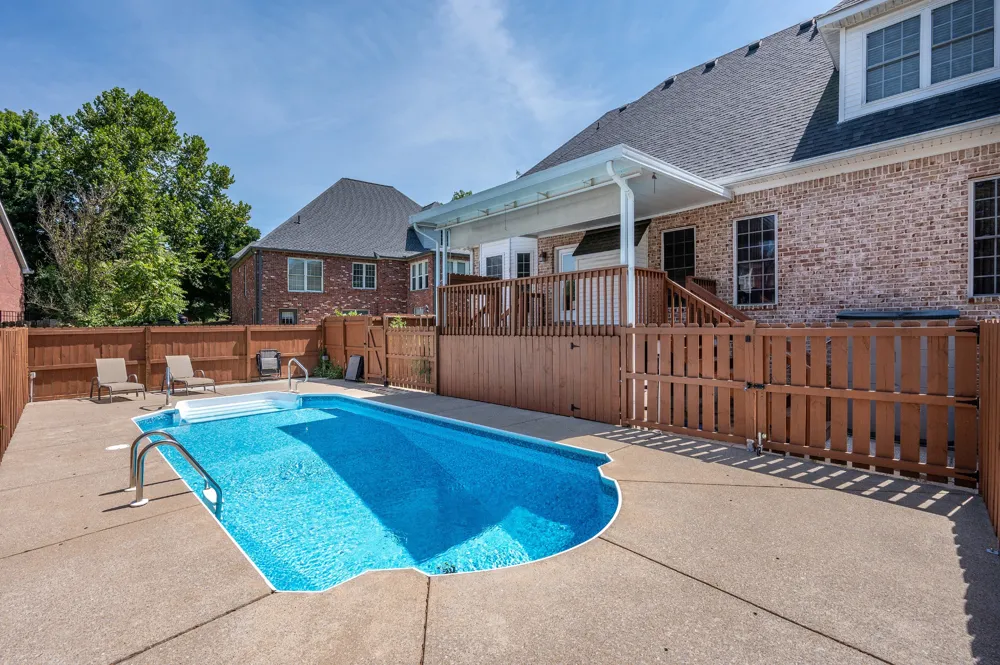 260 Page Dr Mount Juliet, TN 37122