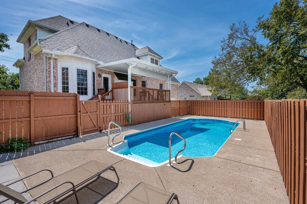 260 Page Dr Mount Juliet, TN 37122