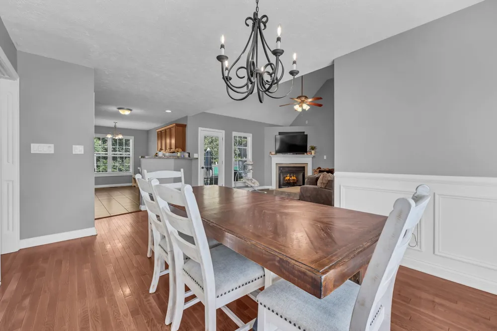 1371 Mountain Way Clarksville, TN 37043