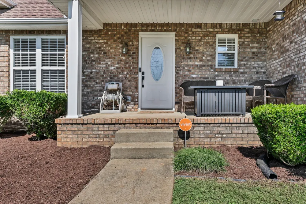 1371 Mountain Way Clarksville, TN 37043