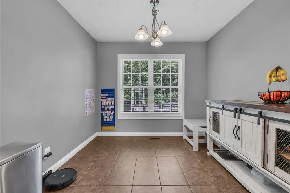 1371 Mountain Way Clarksville, TN 37043