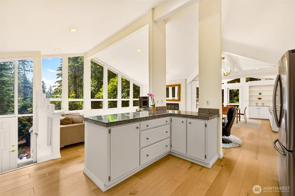 16224 195th Place NE Woodinville, WA 98077