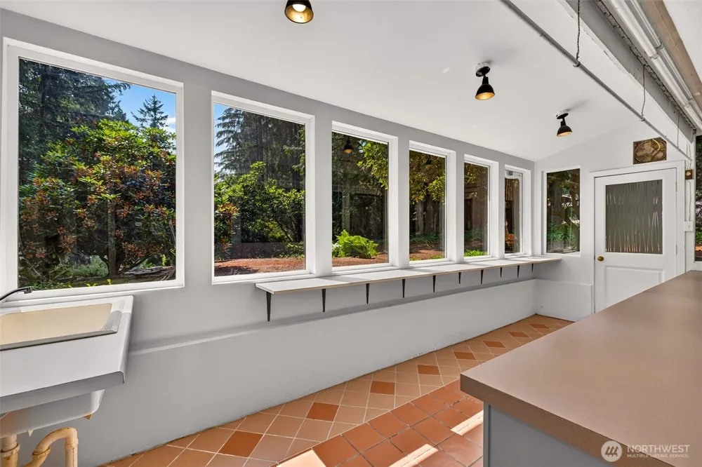16224 195th Place NE Woodinville, WA 98077