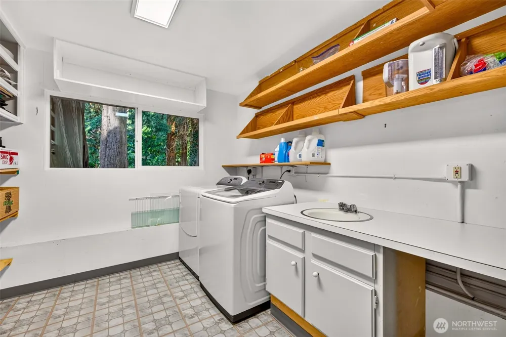 16224 195th Place NE Woodinville, WA 98077