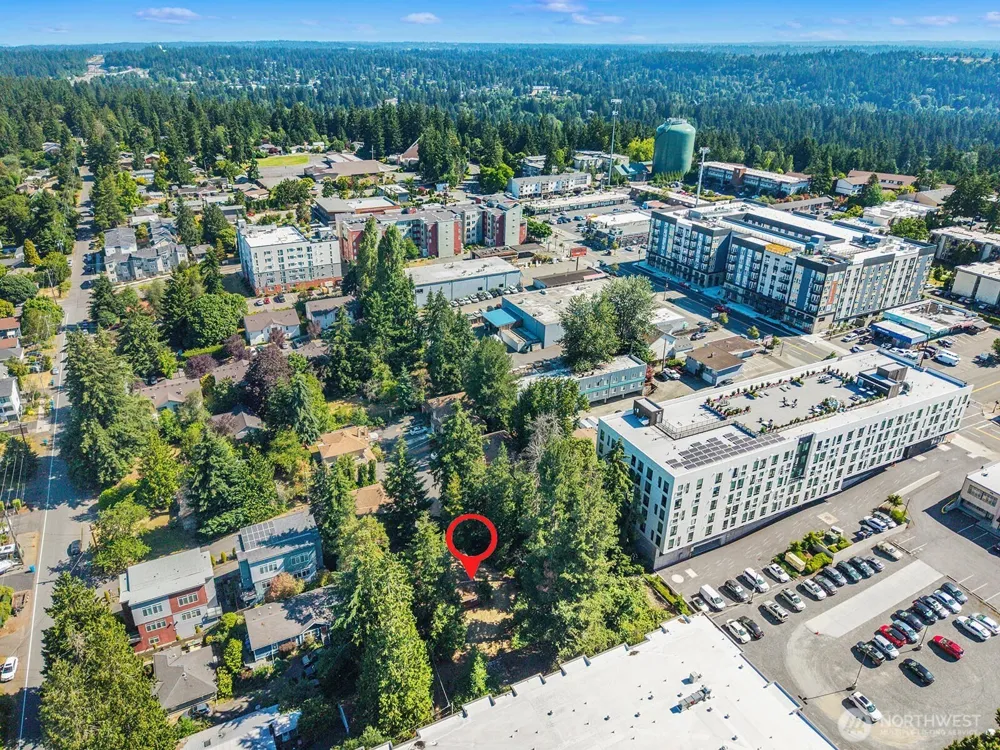 17552 12th Avenue NE Shoreline, WA 98155