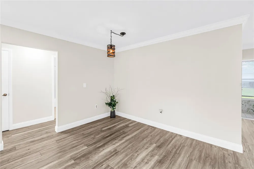 4207 34TH AVENUE DRIVE W Bradenton, FL 34205