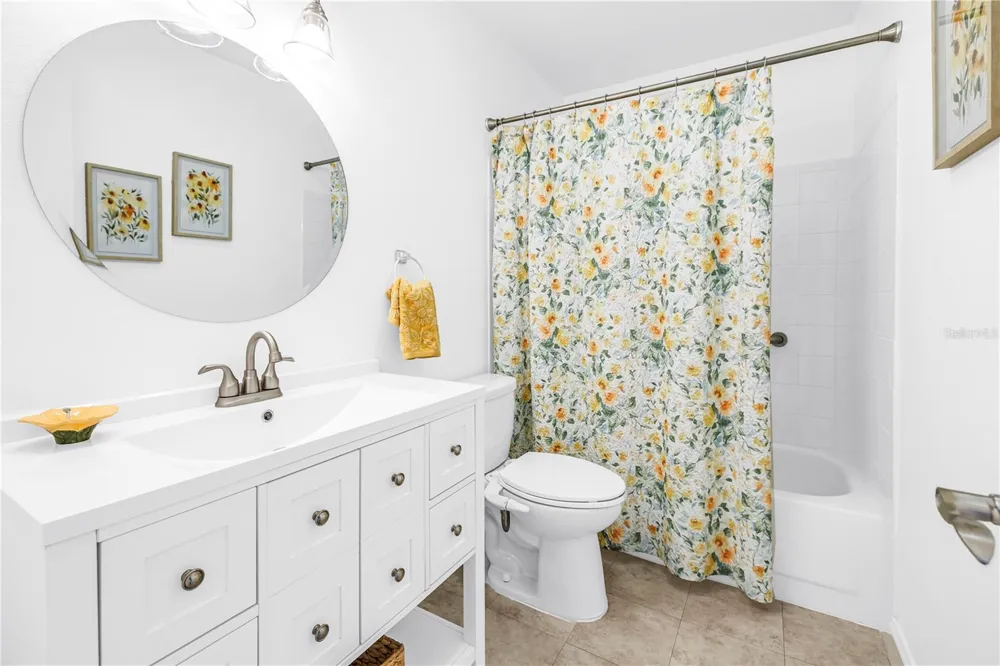 4207 34TH AVENUE DRIVE W Bradenton, FL 34205