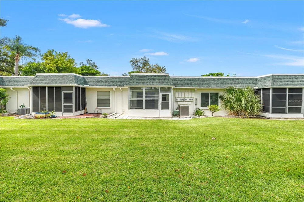 4207 34TH AVENUE DRIVE W Bradenton, FL 34205