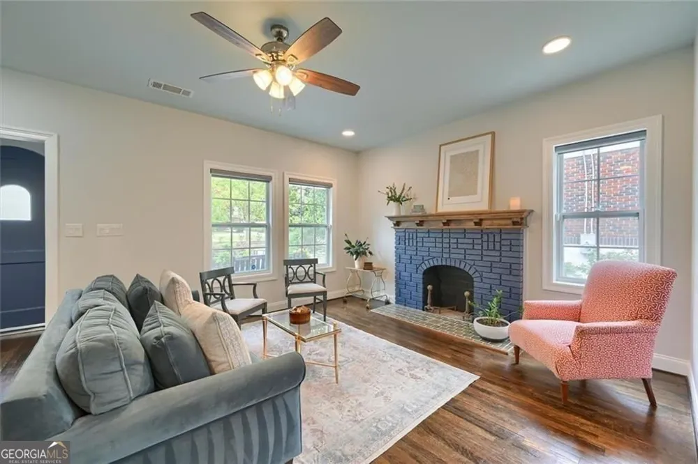 1968 Walker AVE College Park, GA 30337