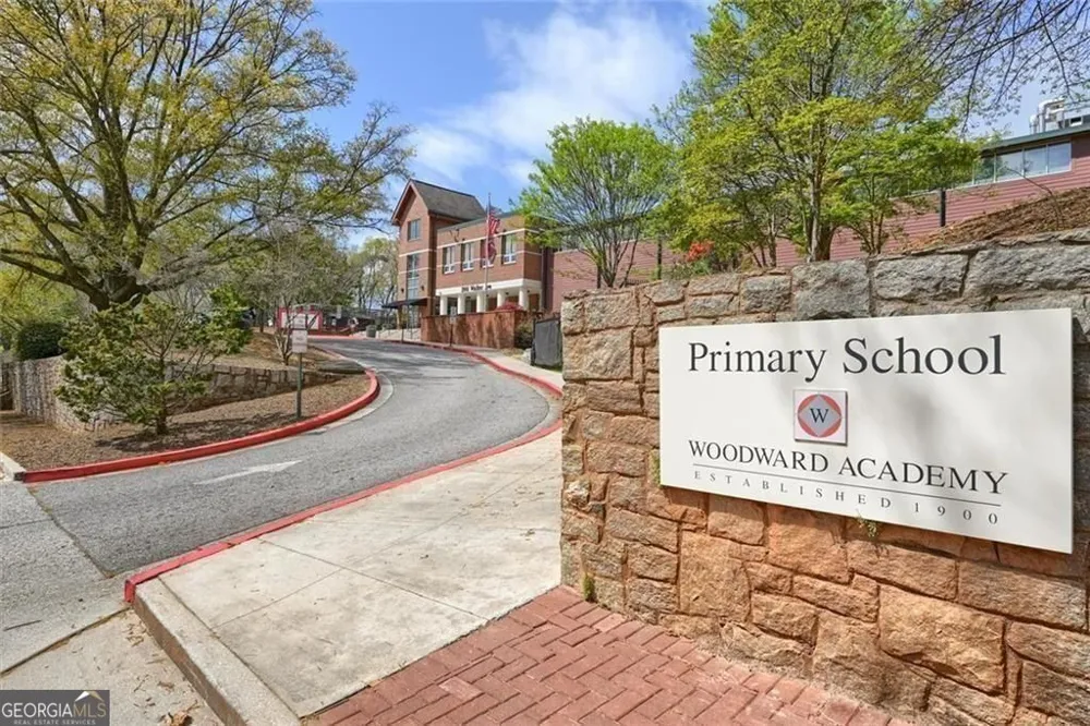 1968 Walker AVE College Park, GA 30337