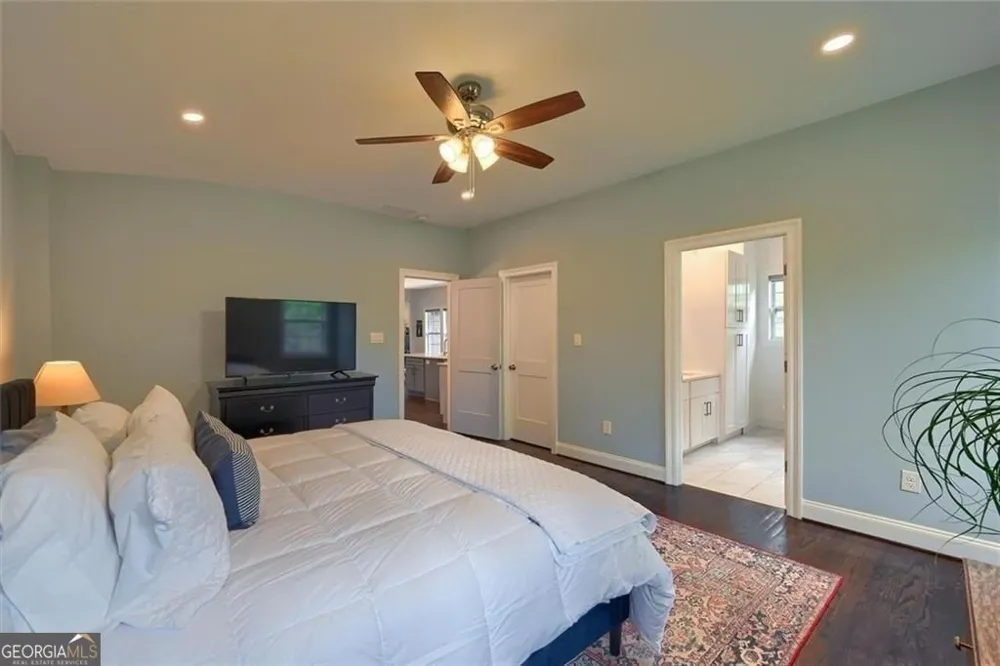 1968 Walker AVE College Park, GA 30337