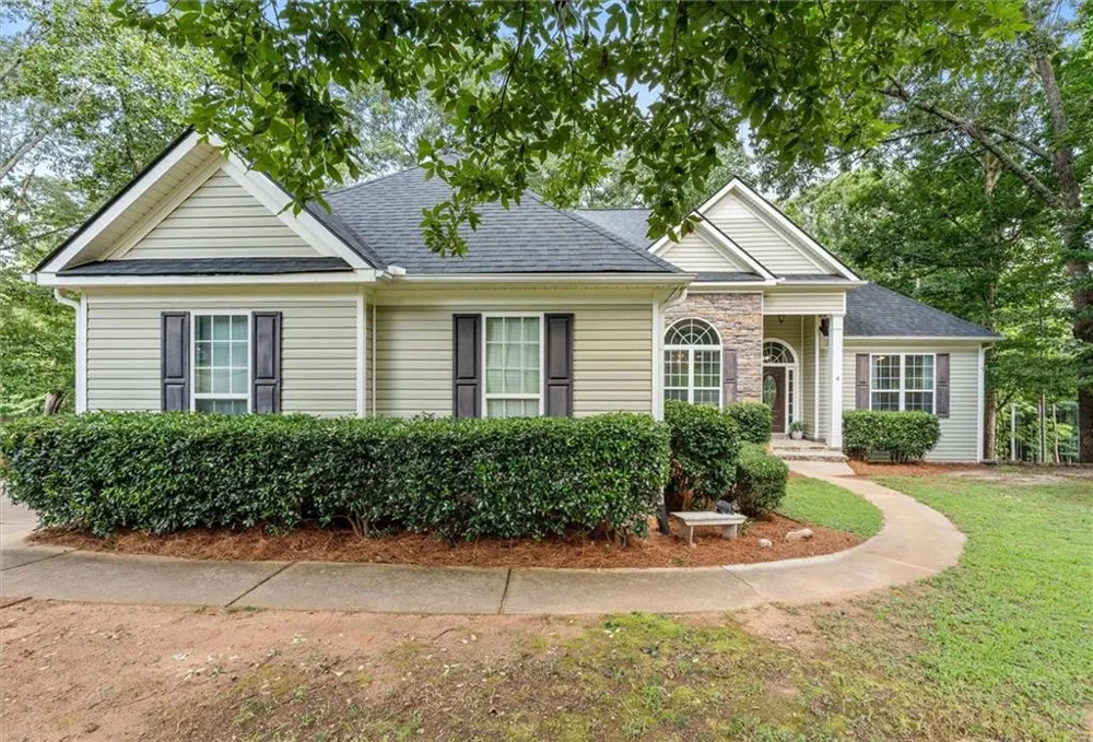 7055 Fletcher Dr Winston, GA 30187