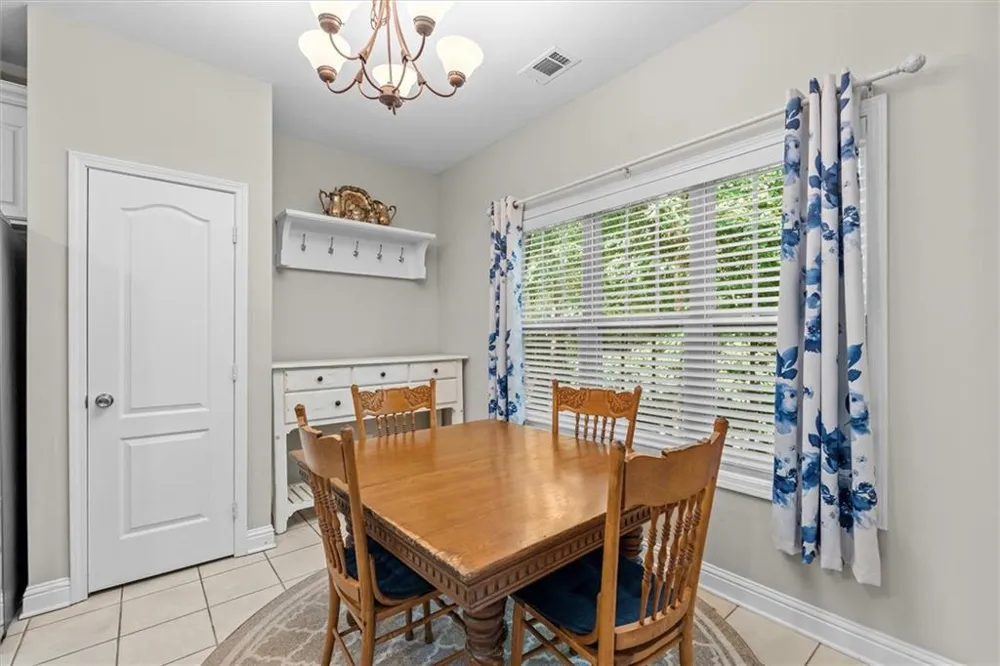 7055 Fletcher Dr Winston, GA 30187