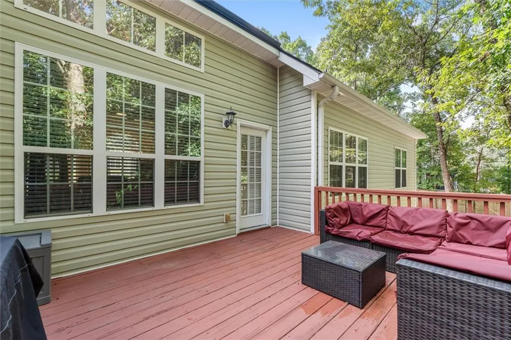 7055 Fletcher Dr Winston, GA 30187