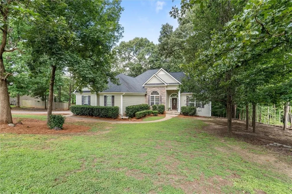 7055 Fletcher Dr Winston, GA 30187