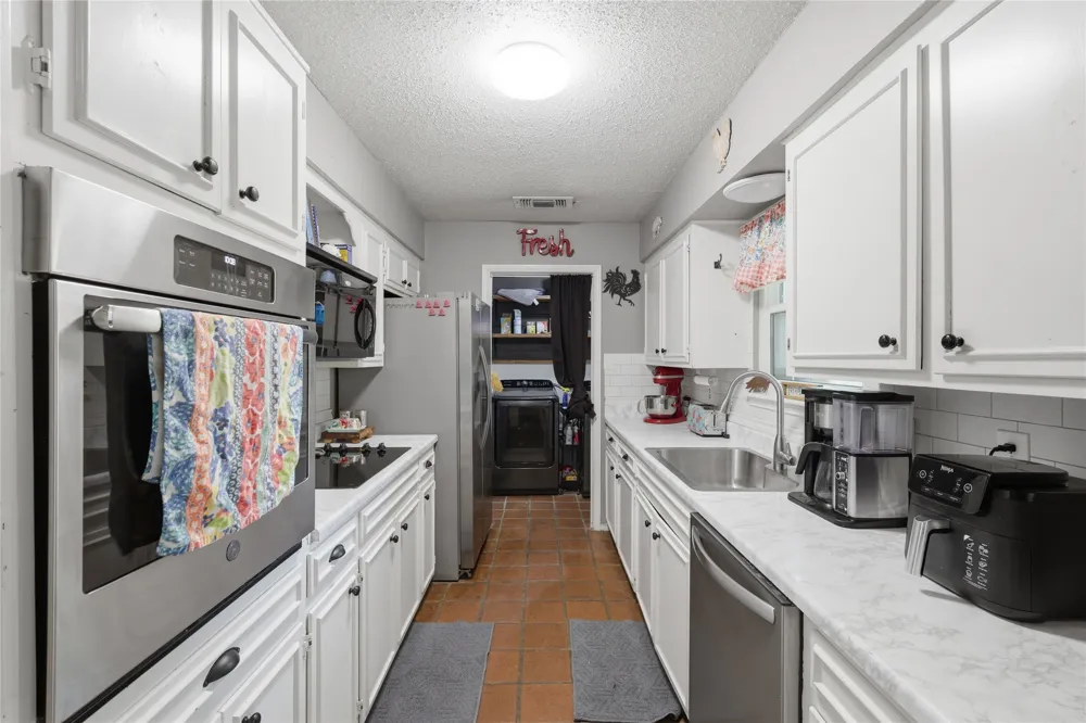 3016 Arapaho Road Commerce, TX 75428