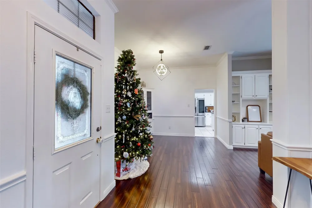 432 Shelby Drive Burleson, TX 76028