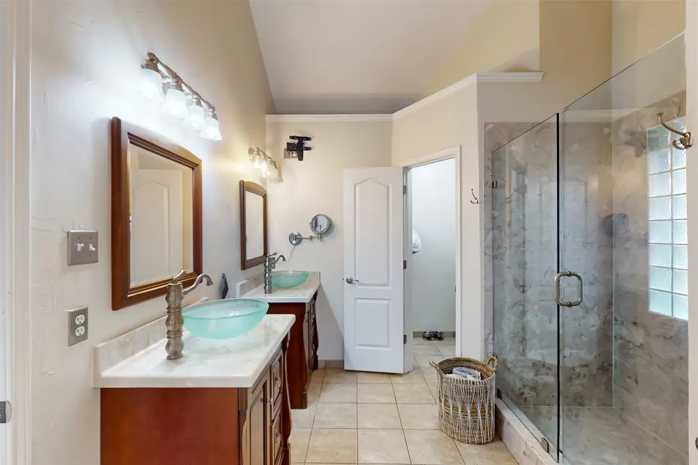 432 Shelby Drive Burleson, TX 76028