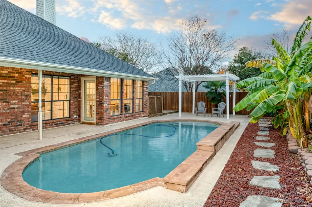 432 Shelby Drive Burleson, TX 76028