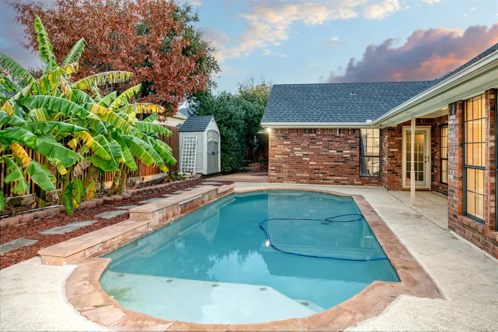 432 Shelby Drive Burleson, TX 76028
