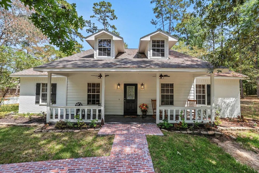 221 Lake Grove Drive Coldspring, TX 77331