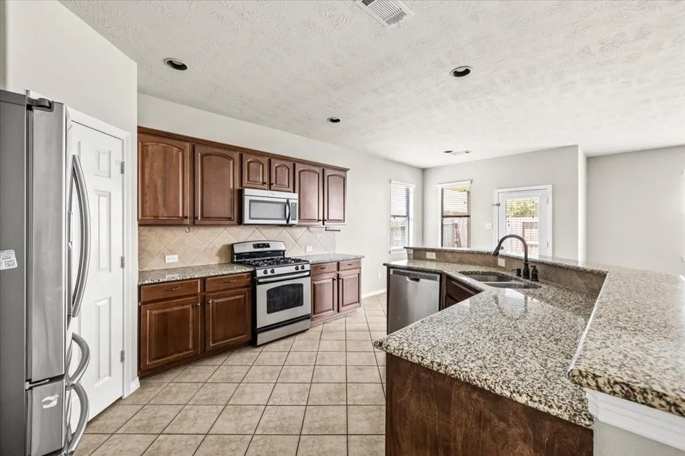 2896 Torano League City, TX 77573