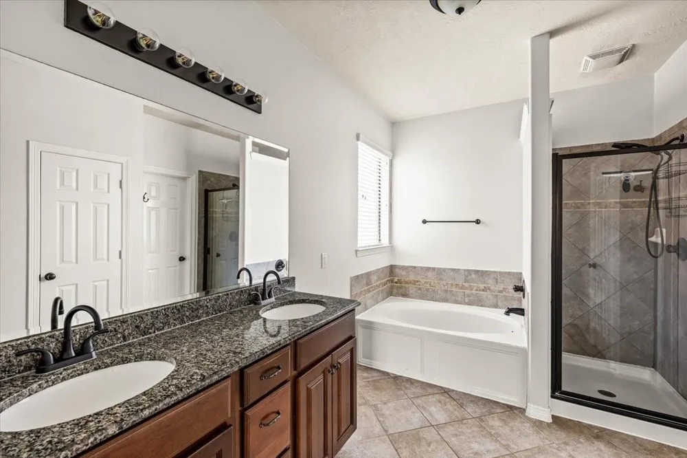 2896 Torano League City, TX 77573