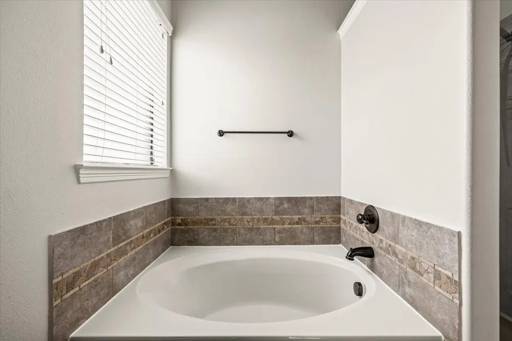 2896 Torano League City, TX 77573