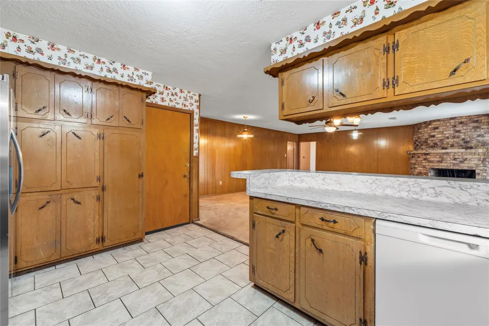 2117 S Houston Road Pasadena, TX 77502