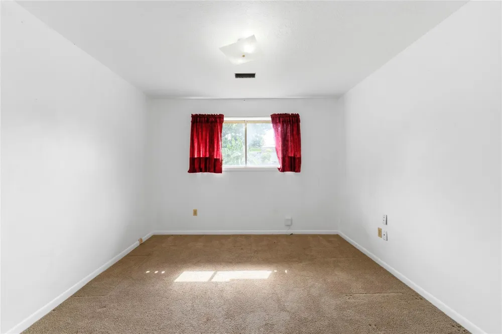 2117 S Houston Road Pasadena, TX 77502