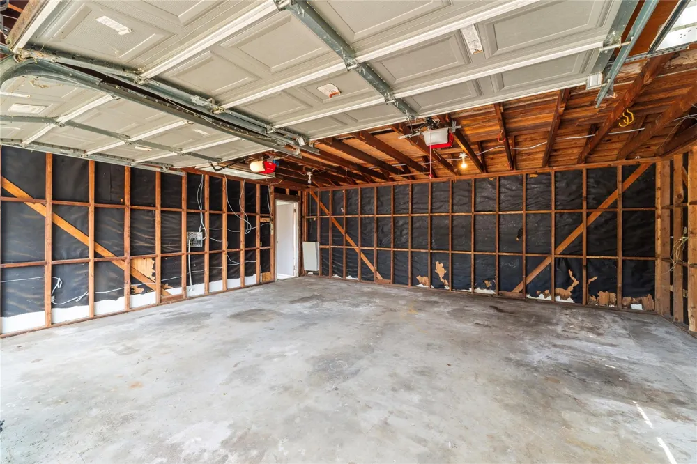 2117 S Houston Road Pasadena, TX 77502