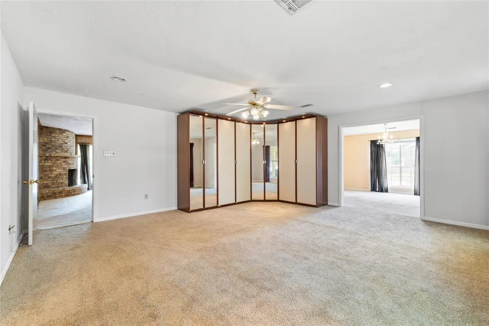 2117 S Houston Road Pasadena, TX 77502