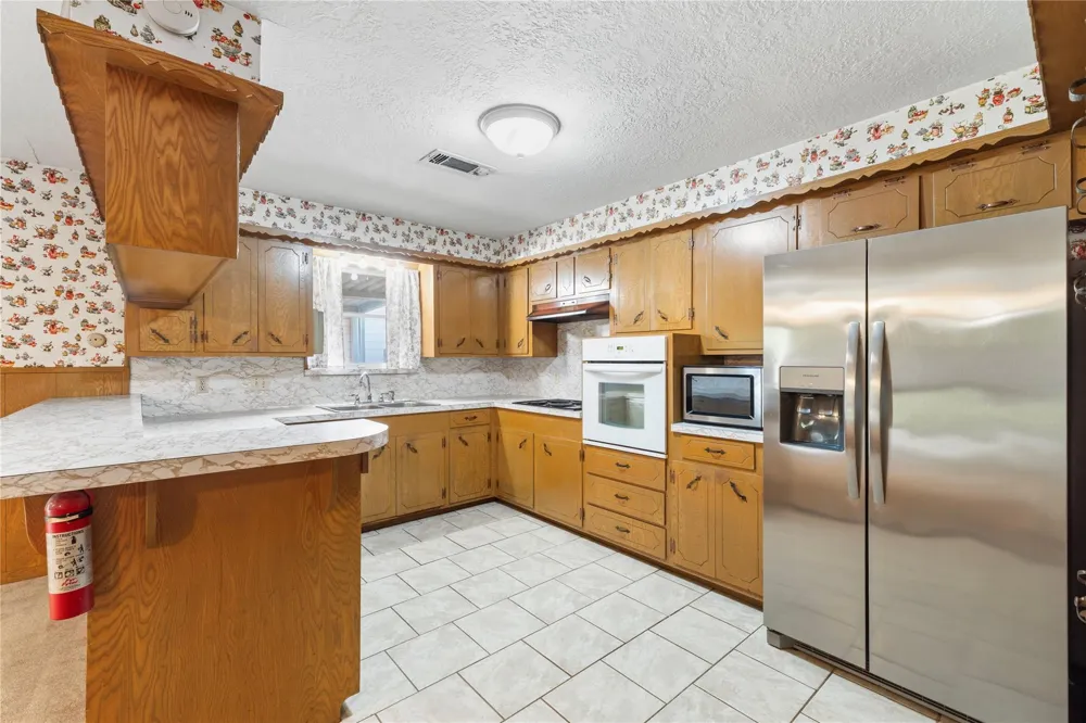 2117 S Houston Road Pasadena, TX 77502