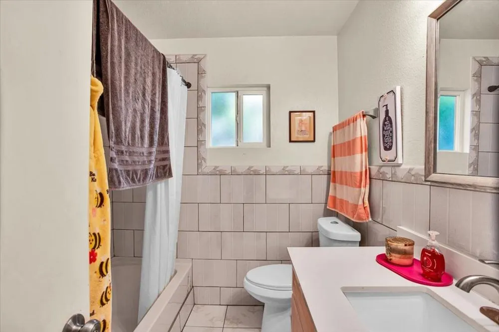6793 Glasgow Avenue San Bernardino, CA 92404