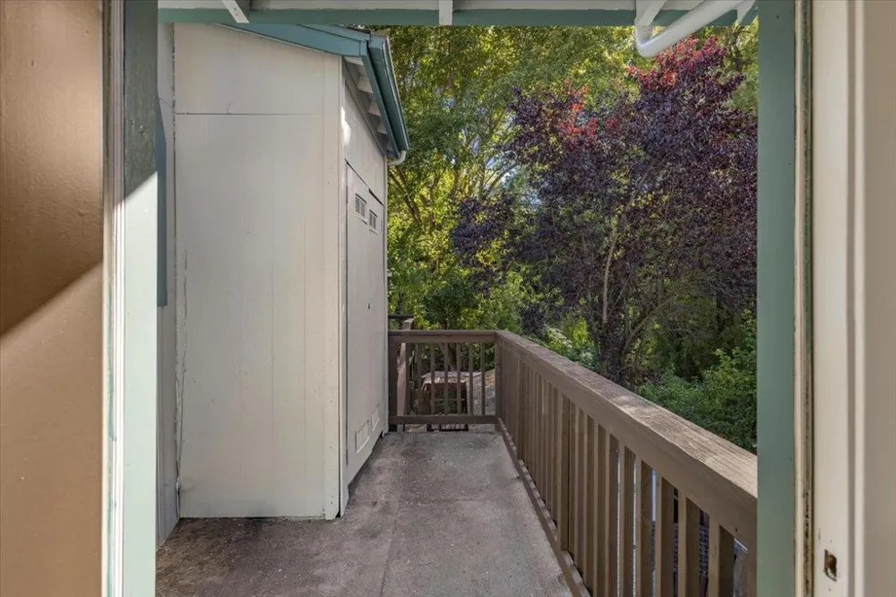 338 River Road Felton, CA 95018