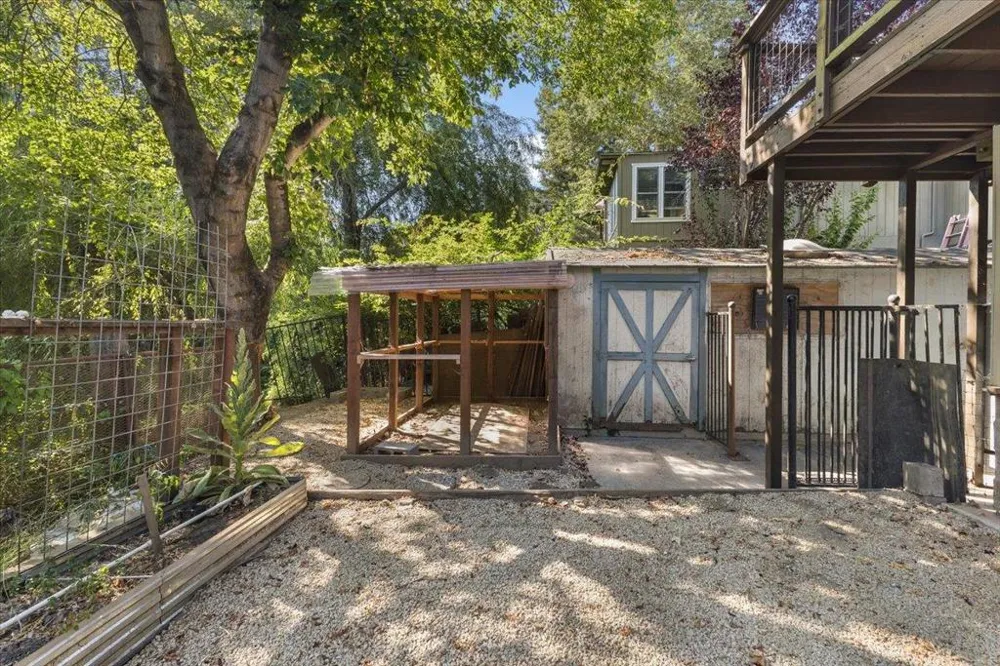 338 River Road Felton, CA 95018