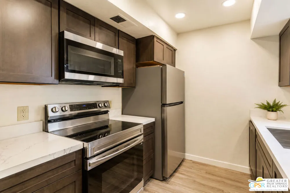 1050 E Ramon Road #42 Palm Springs, CA 92264