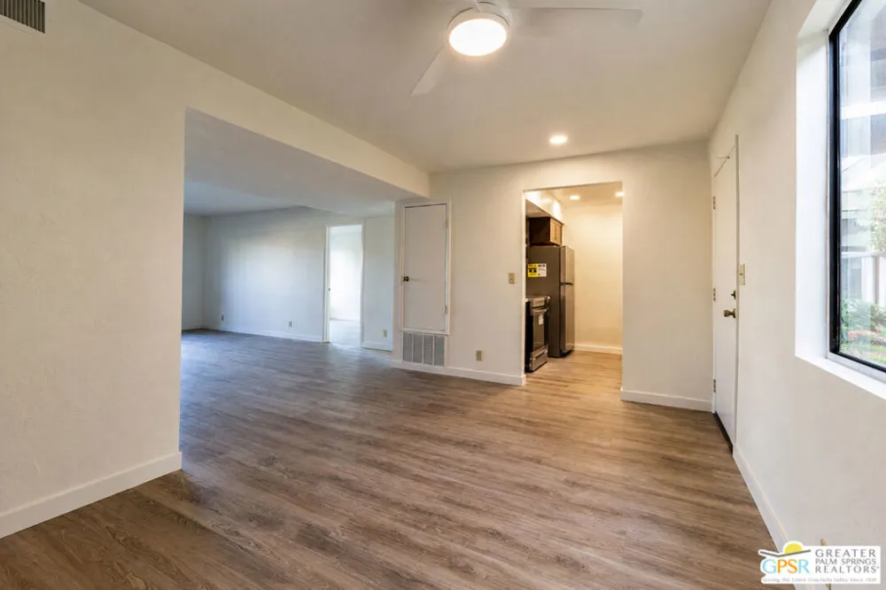 1050 E Ramon Road #42 Palm Springs, CA 92264