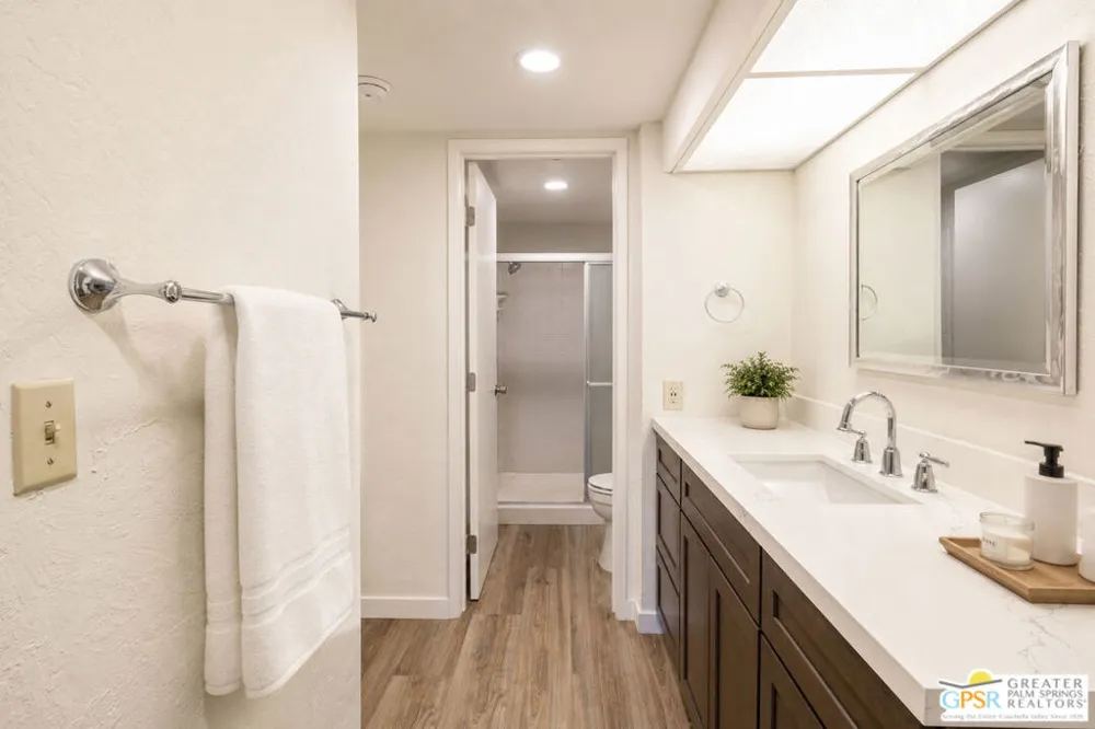 1050 E Ramon Road #42 Palm Springs, CA 92264