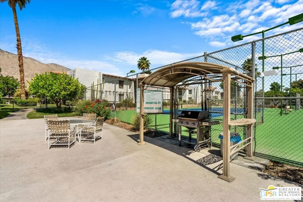 1050 E Ramon Road #42 Palm Springs, CA 92264