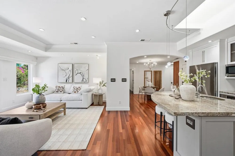 10356 Tonita Way Cupertino, CA 95014