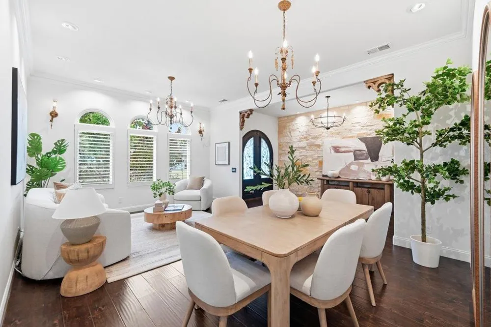 10356 Tonita Way Cupertino, CA 95014