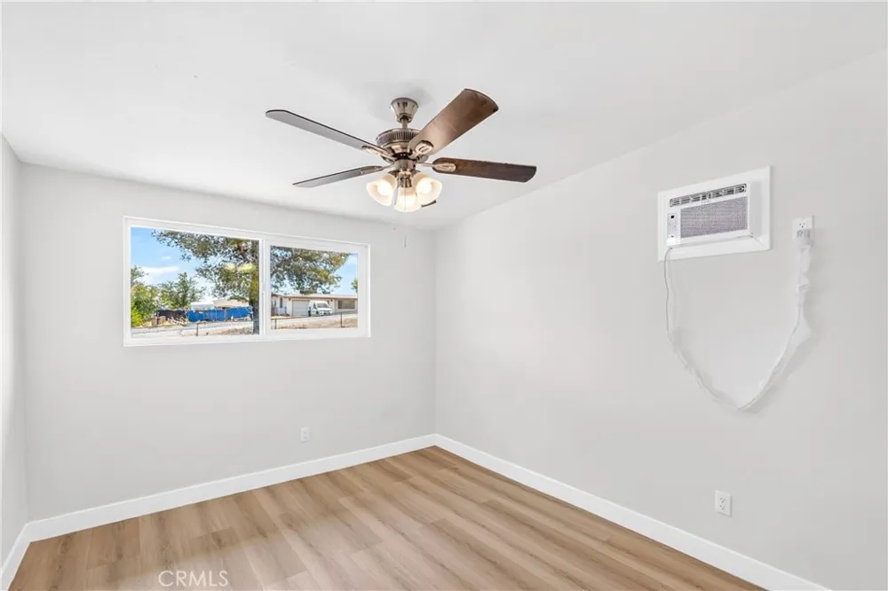 15842 Malpais Lane Victorville, CA 92394