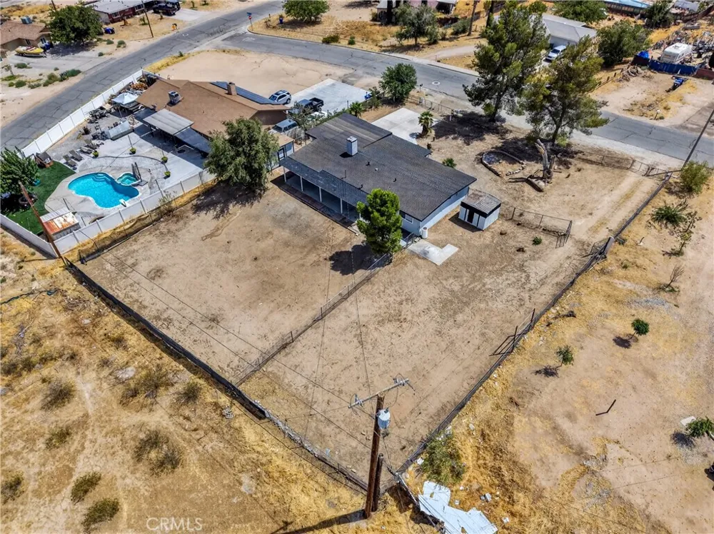 15842 Malpais Lane Victorville, CA 92394