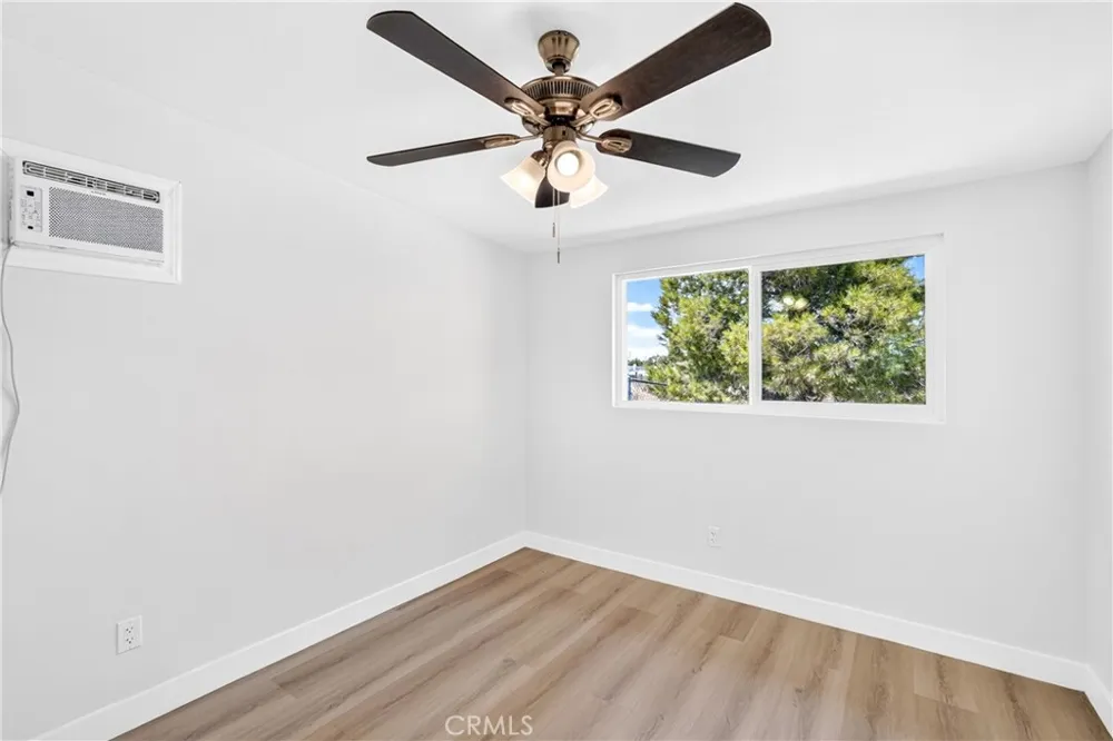 15842 Malpais Lane Victorville, CA 92394