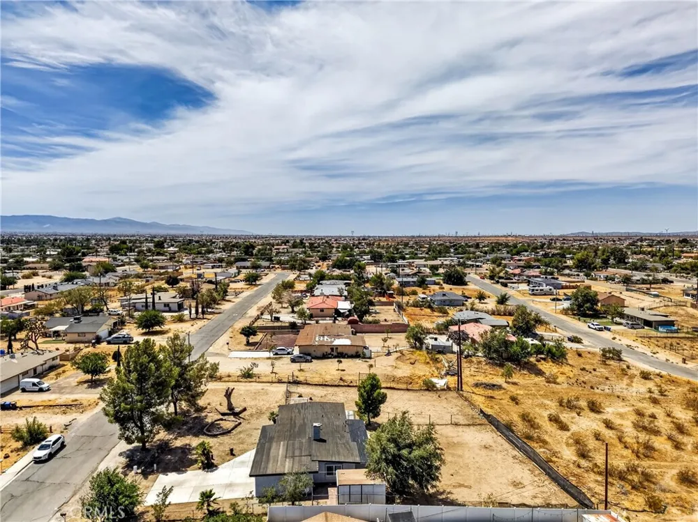 15842 Malpais Lane Victorville, CA 92394