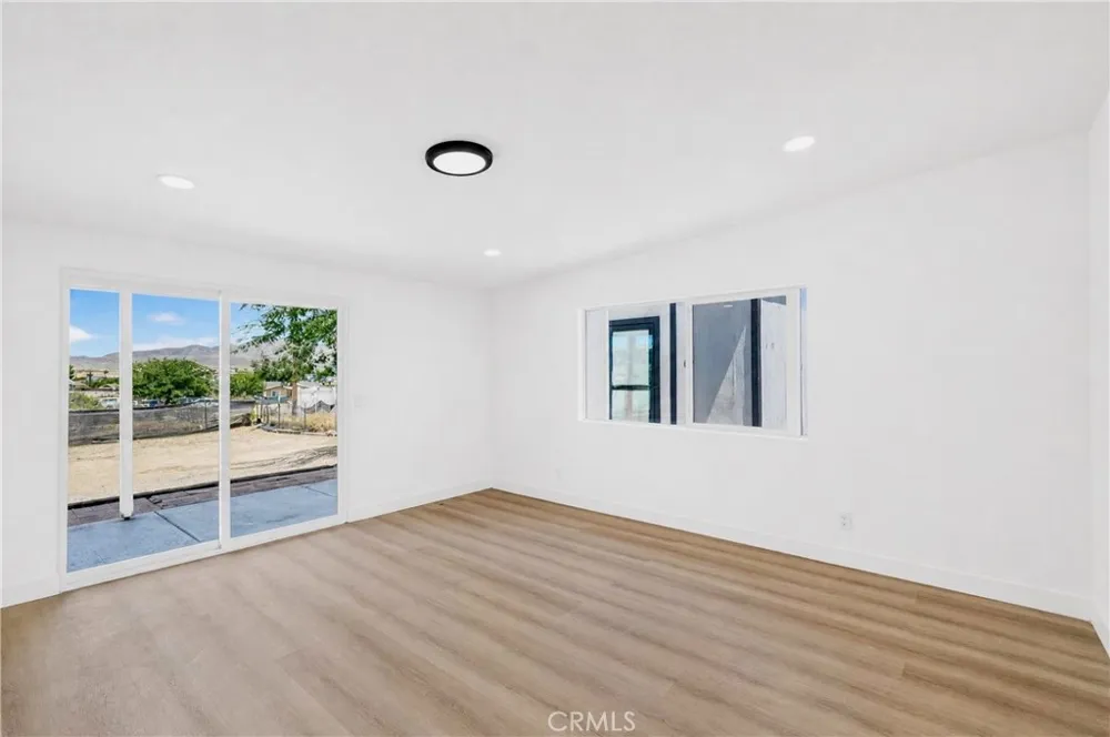 15842 Malpais Lane Victorville, CA 92394