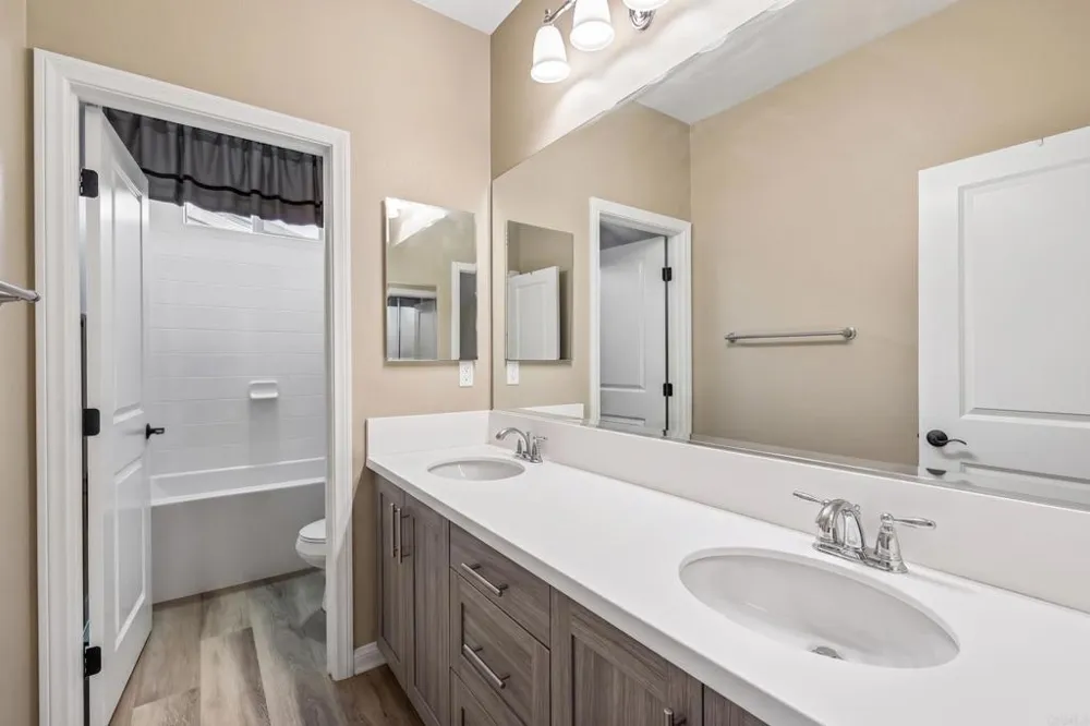 2911 Eldenberry Street Escondido, CA 92029